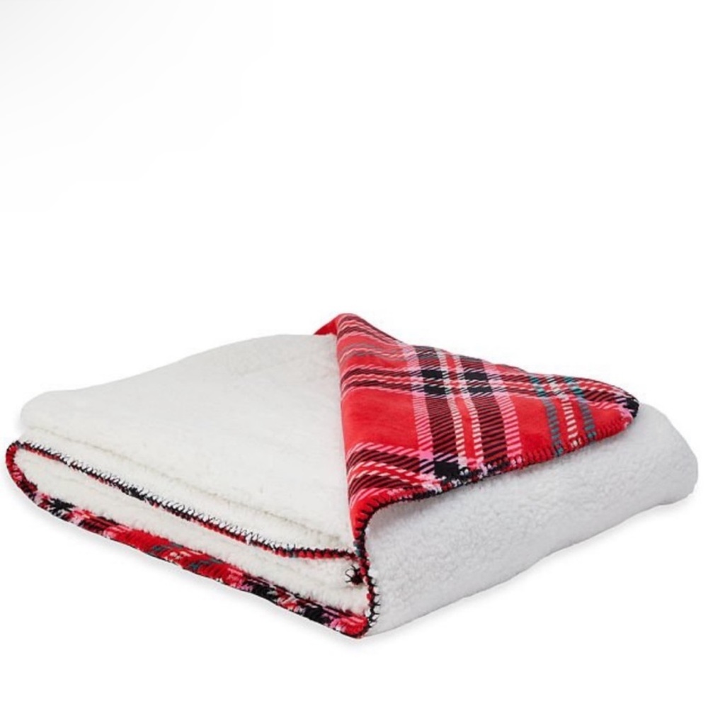 VS Pink Sherpa Blanket